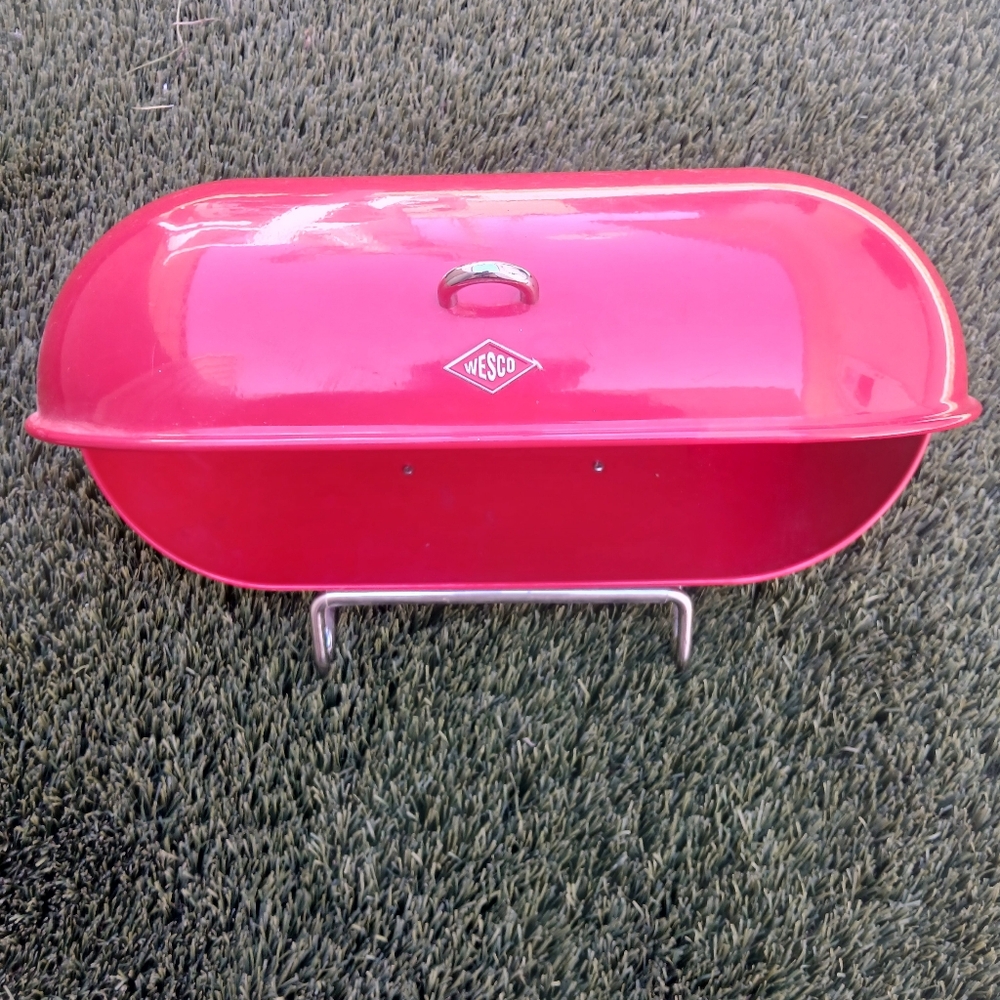 Wesco metal bread can red bread box breadboy / Bk75